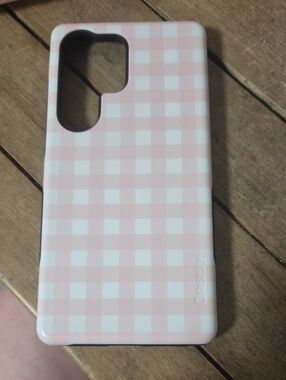 Casetify Pink & White Samsung 25 Ultra Phone Case
